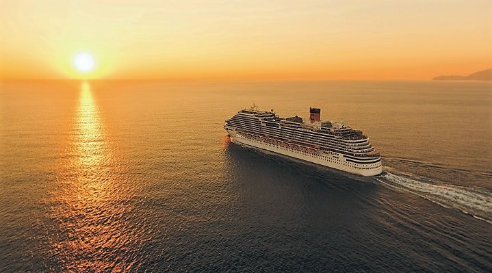 5* COSTA DIADEMA