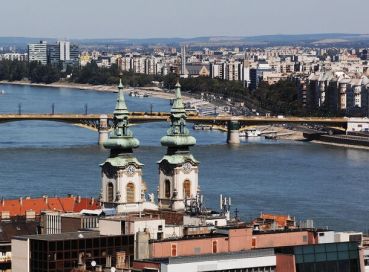 Tuna Nehri'nde Orta Avrupa: Avusturya, Macaristan, Slovakya ve Çekya (Ultra Her Şey Dahil) (6) (Prag Konaklamalı) S&C