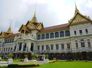 Mekong Nehrinde Vietnam, Kamboçya ve Singapur