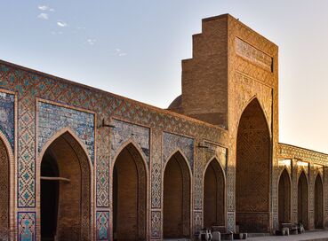 İzmir Çıkışlı İpek Yolu`nun İncileri Özbekistan-Kazakistan