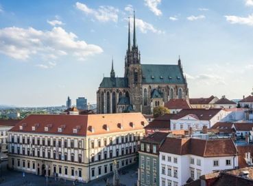 İzmir Çıkışlı Uçaklı Orta Avrupa Yıldızları: Polonya, Avusturya ve Çekya