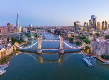 İzmir'den Direkt Sefer İle Noel Zamanında Yılbaşına Özel İngiltere & Galler