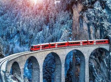 İzmir`den Direkt Sefer İle Alpler`de Bernina Express Keyfi ile  Masalsı Noel Pazarları Turu