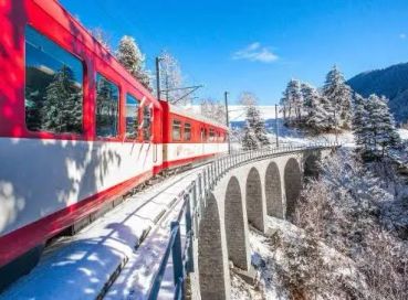 İzmir`den Direkt Sefer İle Alpler`de Bernina Express Keyfi ile  Masalsı Noel Pazarları Turu