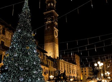 İzmir`den Direkt Sefer İle İtalya`nın & Dolomitler`in Masalsı Noel Pazarları Turu