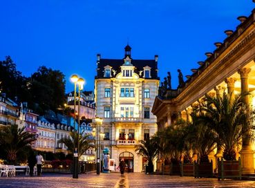 Antalya Çıkışlı Noel Pazarları Eşliğinde  Paris & Reims Turu