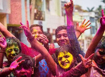Hindistan & Nepal  Holi Festivali