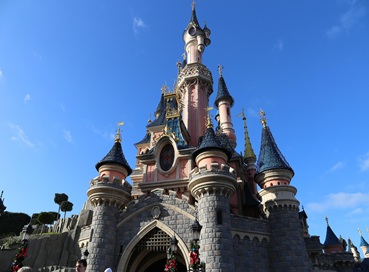 İzmir Çıkışlı Sömestr Tatiline Özel Brüksel - Brügge - Paris & Disneyland Turu