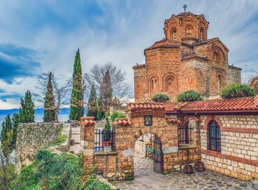 İzmir Çıkışlı Uçakla Vizesiz Balkan Turu (Gündüz Çıkışlı) Bosna Piramitleri